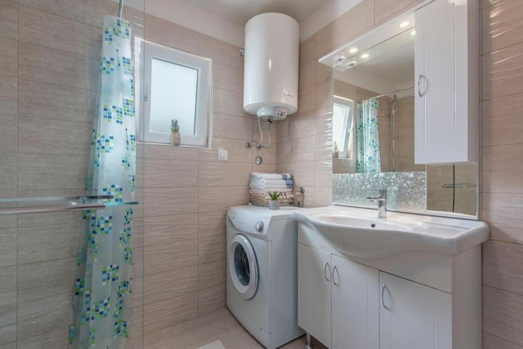 Villa Anemona Fažana Dış mekan fotoğraf